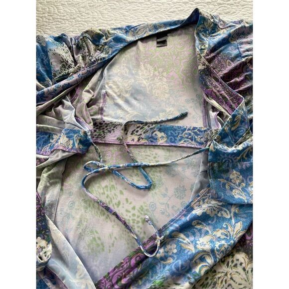 Bisou Bisou Kimono Robe Floral Bell Sleeve Wrap Tie Size L Multicolor - Picture 11 of 13